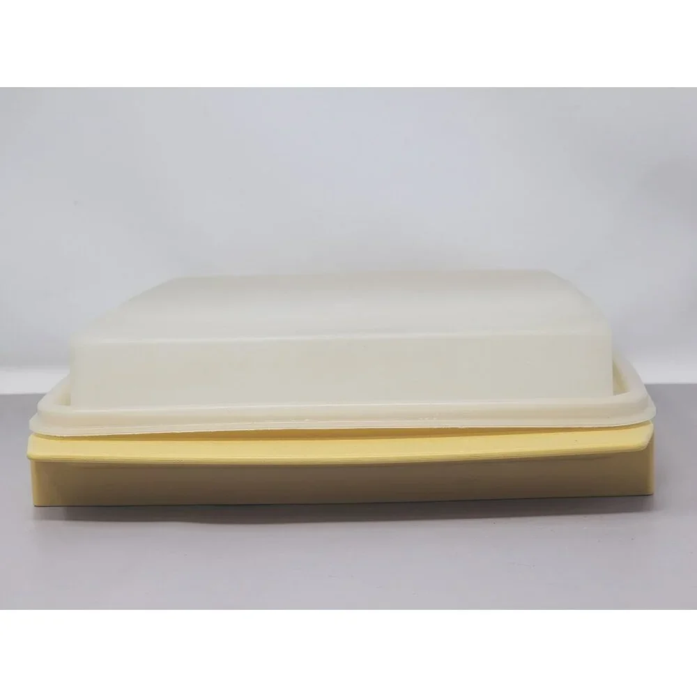 Tupperware this vintage